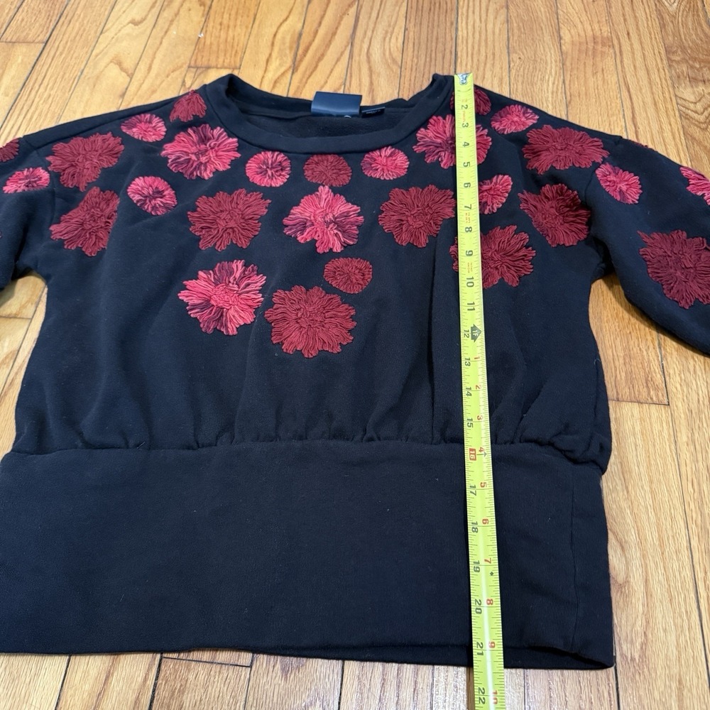 Anthropologie Maeve Red Floral Yarn Embroidered Black Sweatshirt Size Medium - Picture 7 of 8
